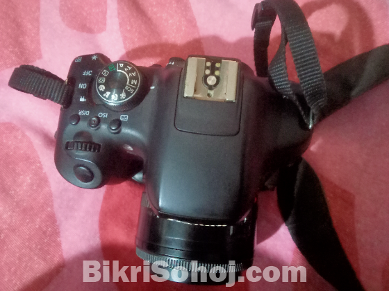 ক্যামেরা লেন্স